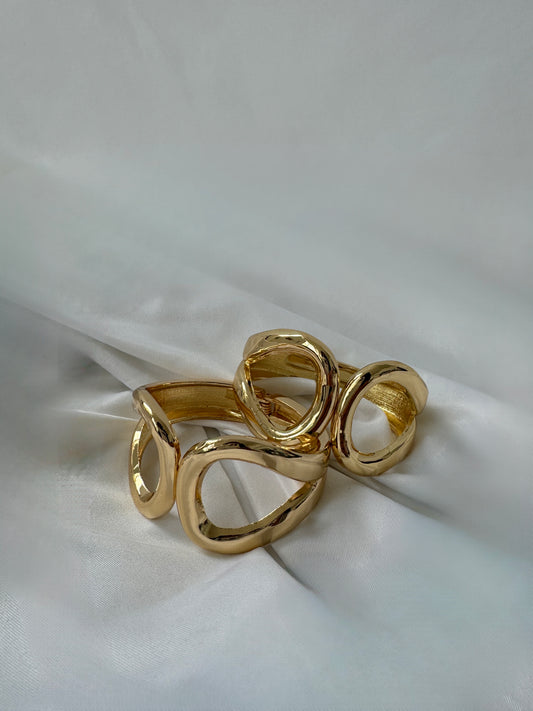 1pc Cuff Bangle in Gold