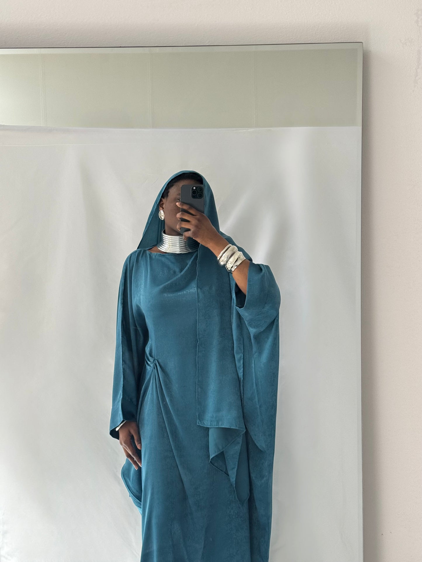 Hanifa Abaya & Scarf Set in Teal Blue