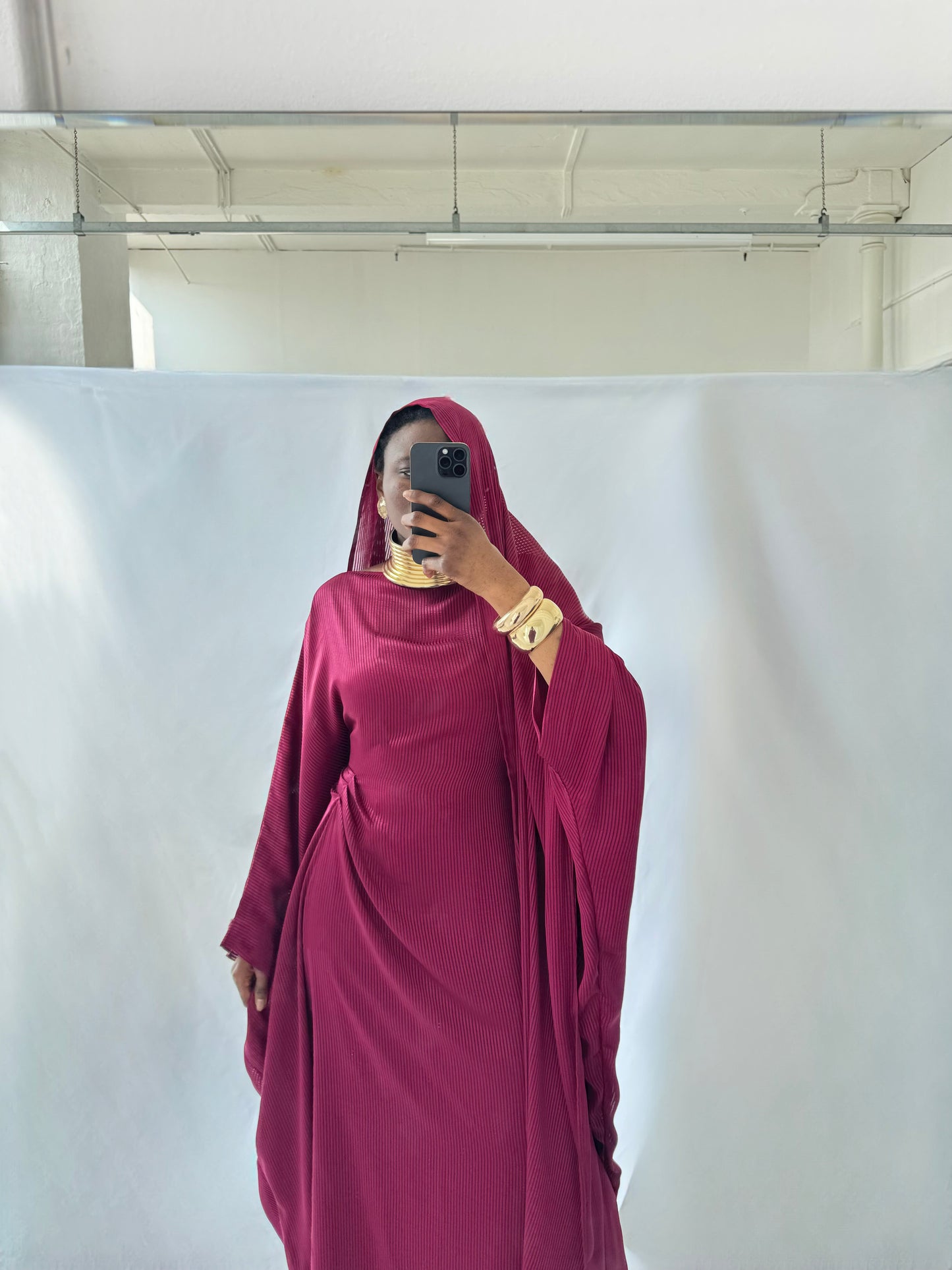 The Leela Kaftan Dress in Dark Fuchsia